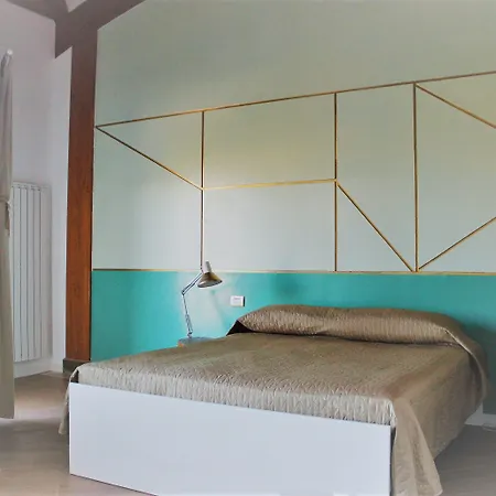 Bora Bed & Breakfast *