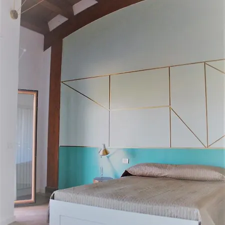 Bora Bed & Breakfast *